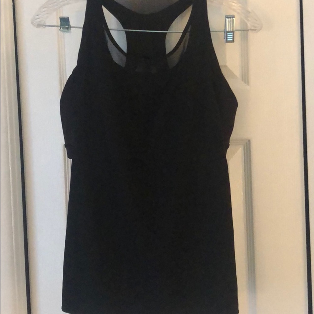 Lululemon tank top with built in sports bra